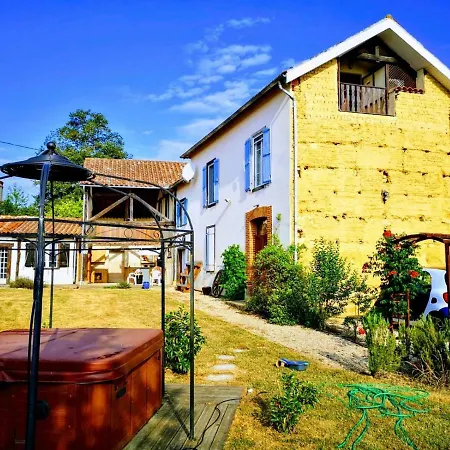 Chez Janne Bed & Breakfast 3*